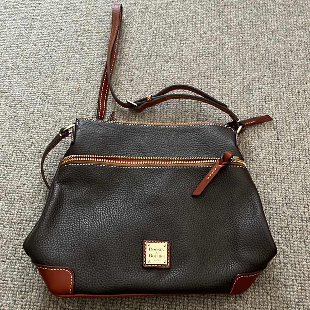 Dooney & Bourke crossbody bag